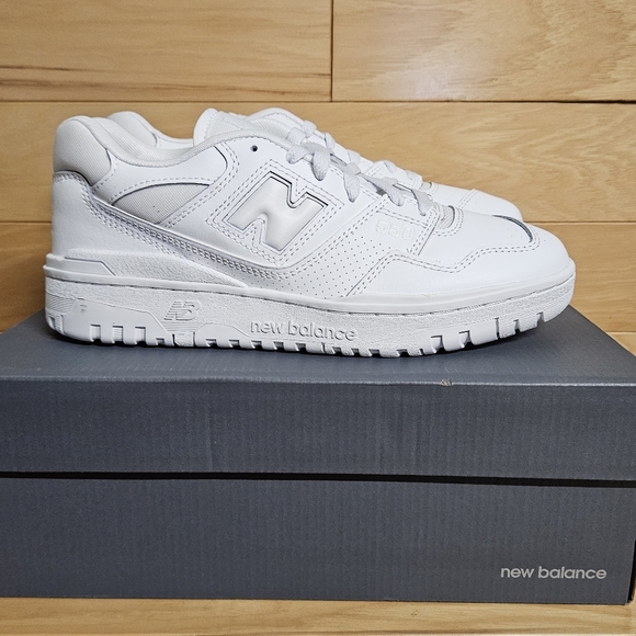 New Balance 550 Triple White Womens Shoe Sneaker BBW550WW - Picture 10 of 16